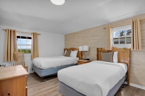 Oceanfront Cottage Two Bedrooms Summer 2025