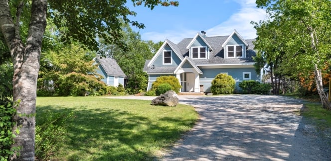 Tidewatch Vacation Home - Summer 2025