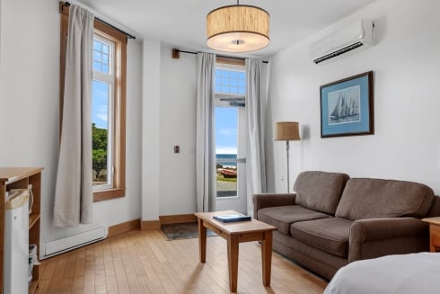 Main Lodge accessible room sofa