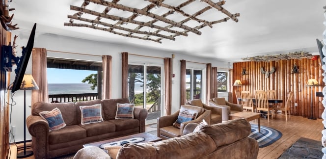 Ocean Lodge 2025