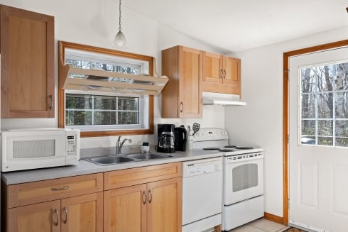 Vacation Homes Kitchen 2025