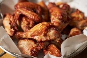 grilled chicken legs, grilled chicken wings