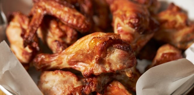 grilled chicken legs, grilled chicken wings