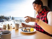 Breakfast at Elliots Dining Room with ocean views