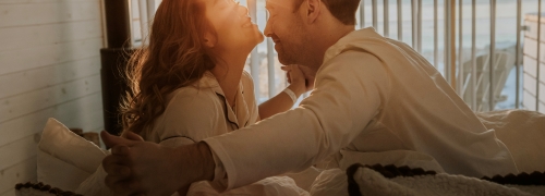 Couple in the Oceanfront Treehouse