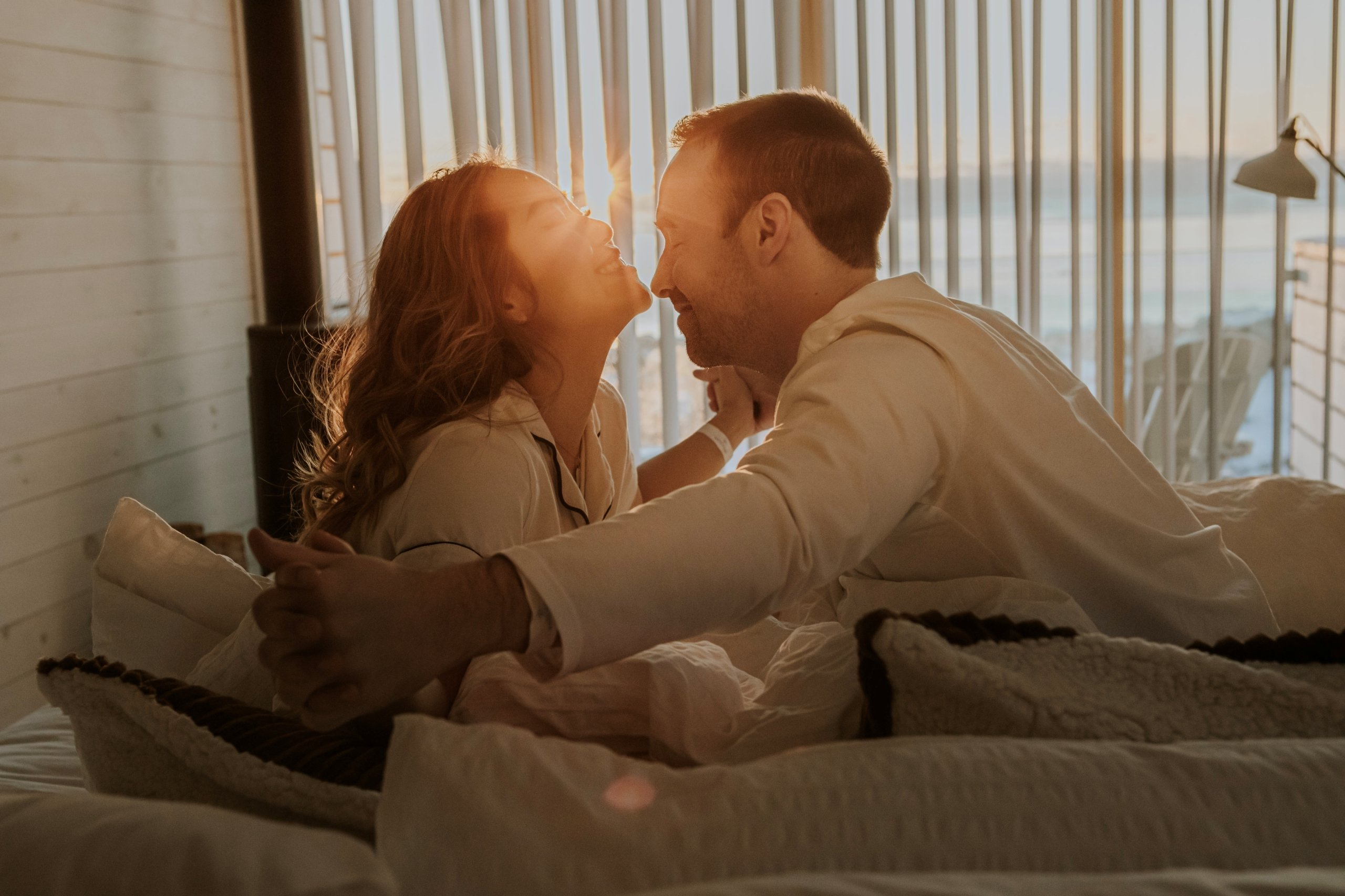 Couple in the Oceanfront Treehouse