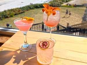 August featured Cocktails - sq 4by3