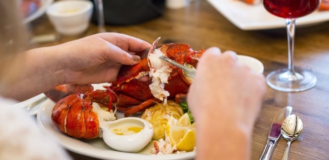 Lobster Boil Dean Cas for the Tent 4by3