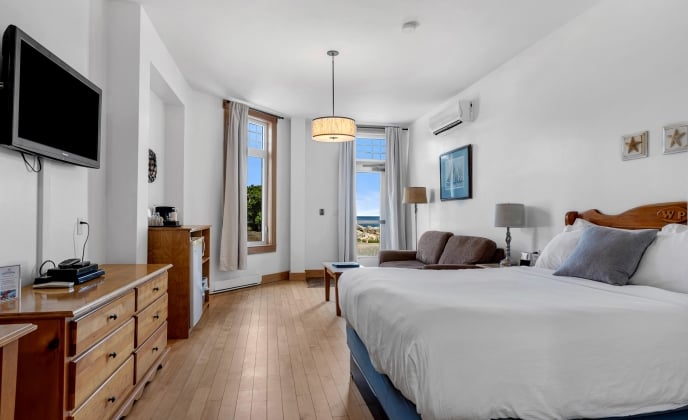 White Point Guest Room Main Lodge