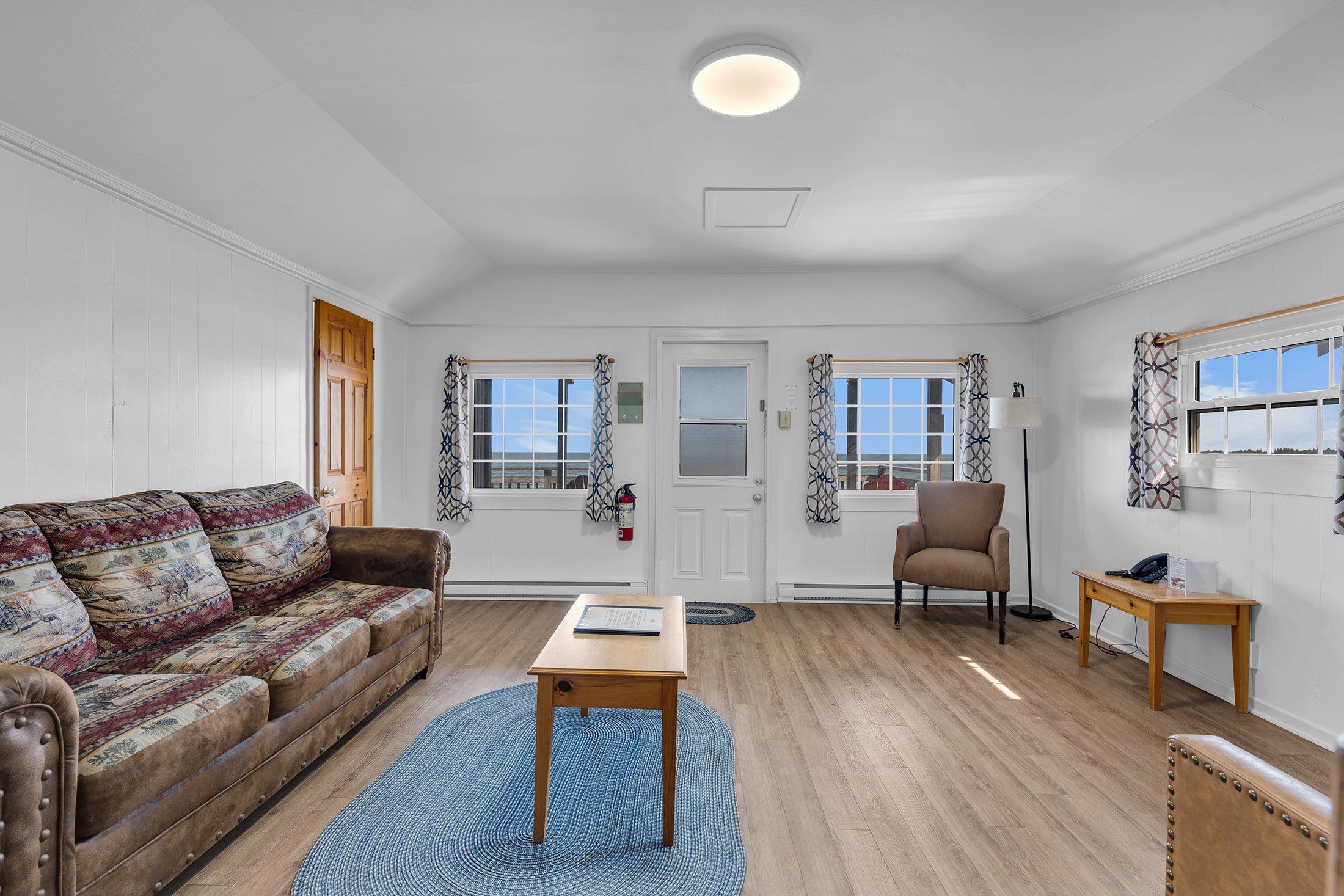Whitepoint Ocean front Cottages Interior