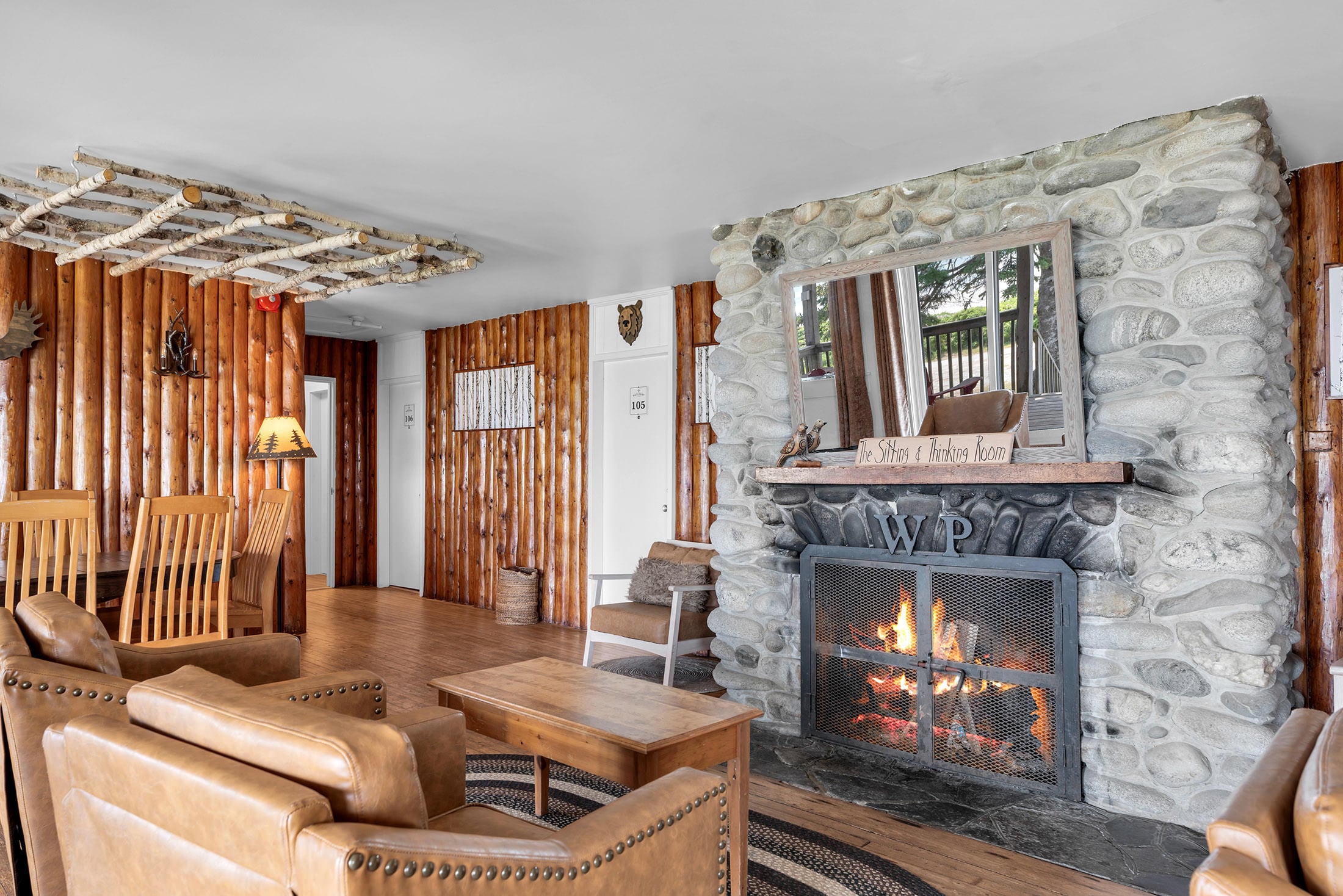 Whitepoint Ocean Lodge Interior