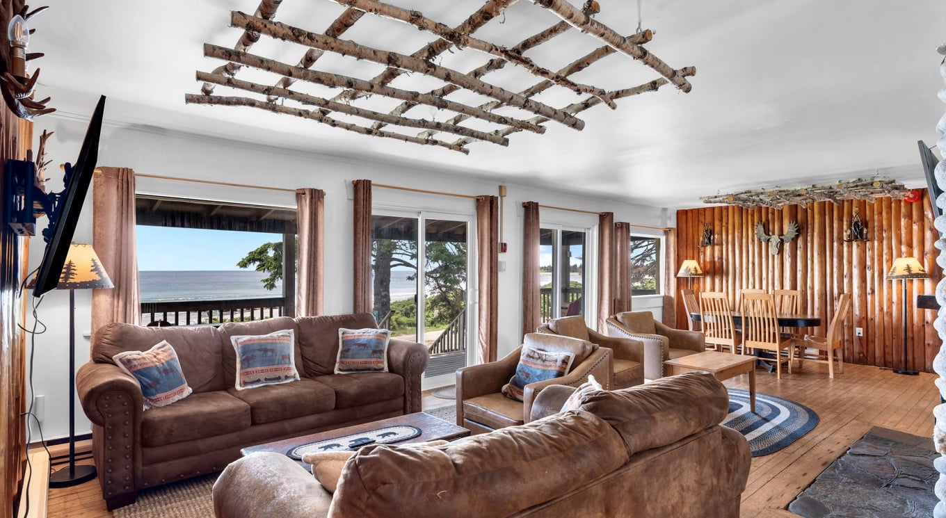 Whitepoint Ocean Lodge Interior