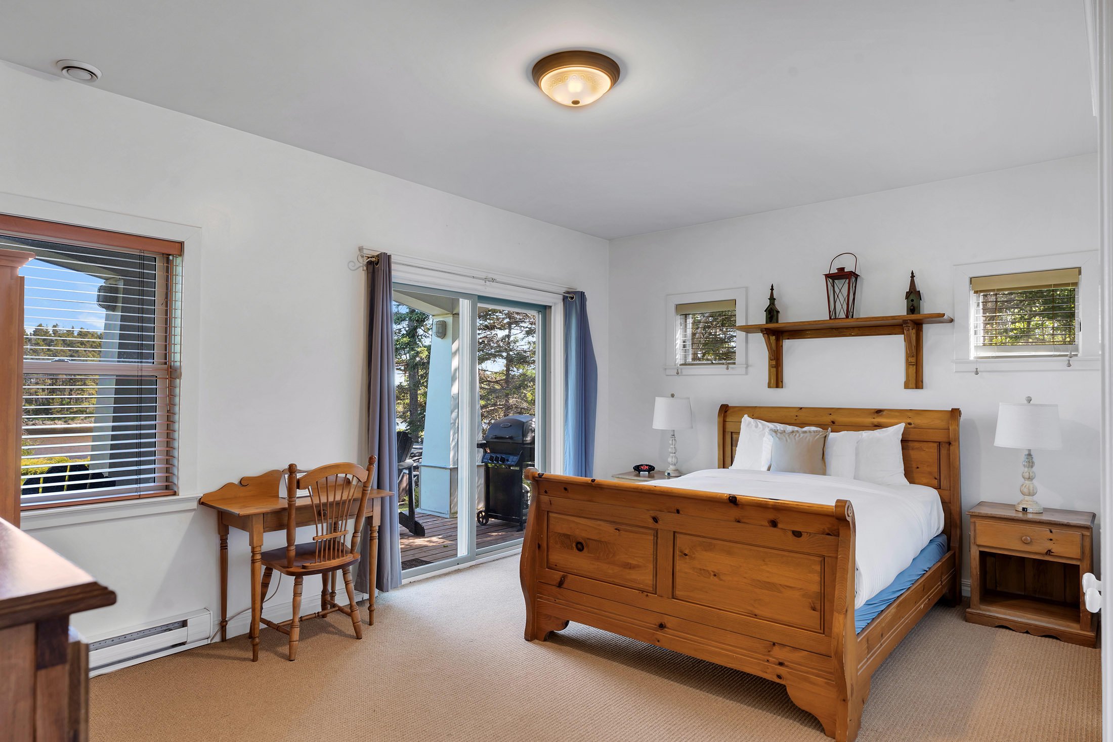 Whitepoint Tidewatch Vacation Home Interior