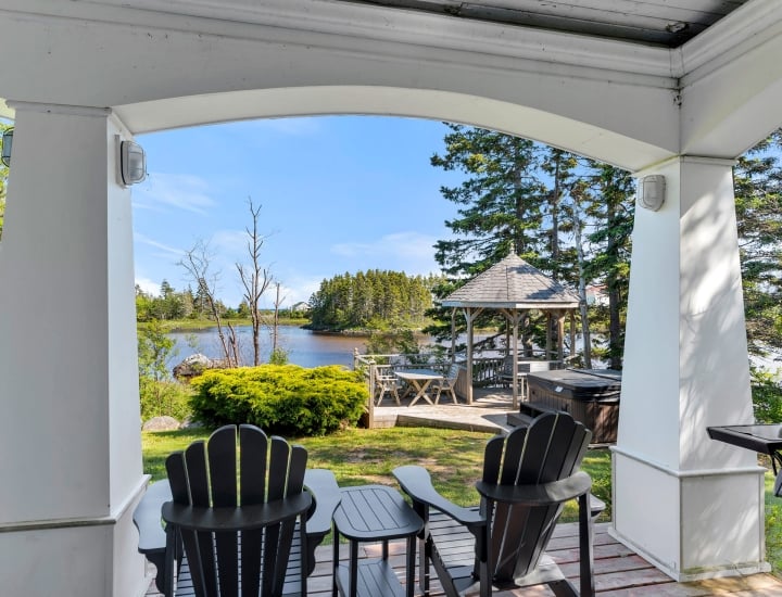 Whitepoint Tidewatch Vacation Home Exterior