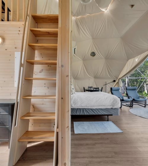 Whitepoint Super Glome Interior