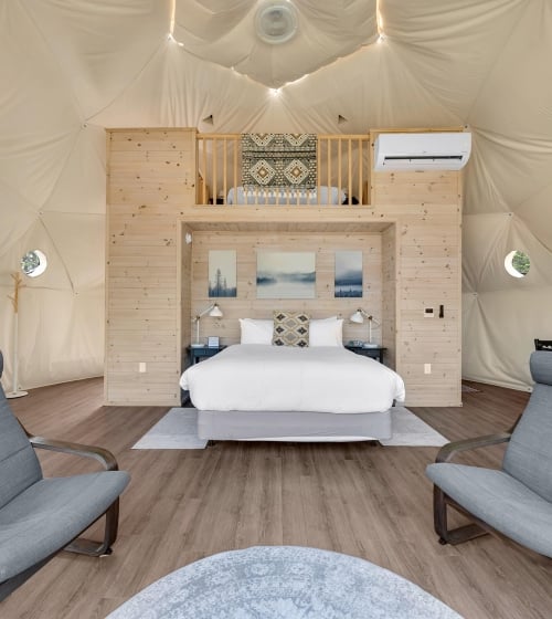 Whitepoint Super Glome Interior