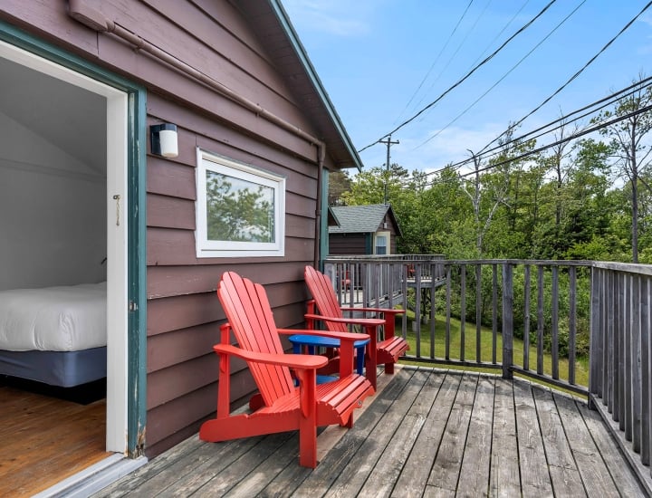 Riverview Cottage Exterior