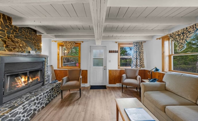 Hilltop Cottage 3 Bedroom Interior