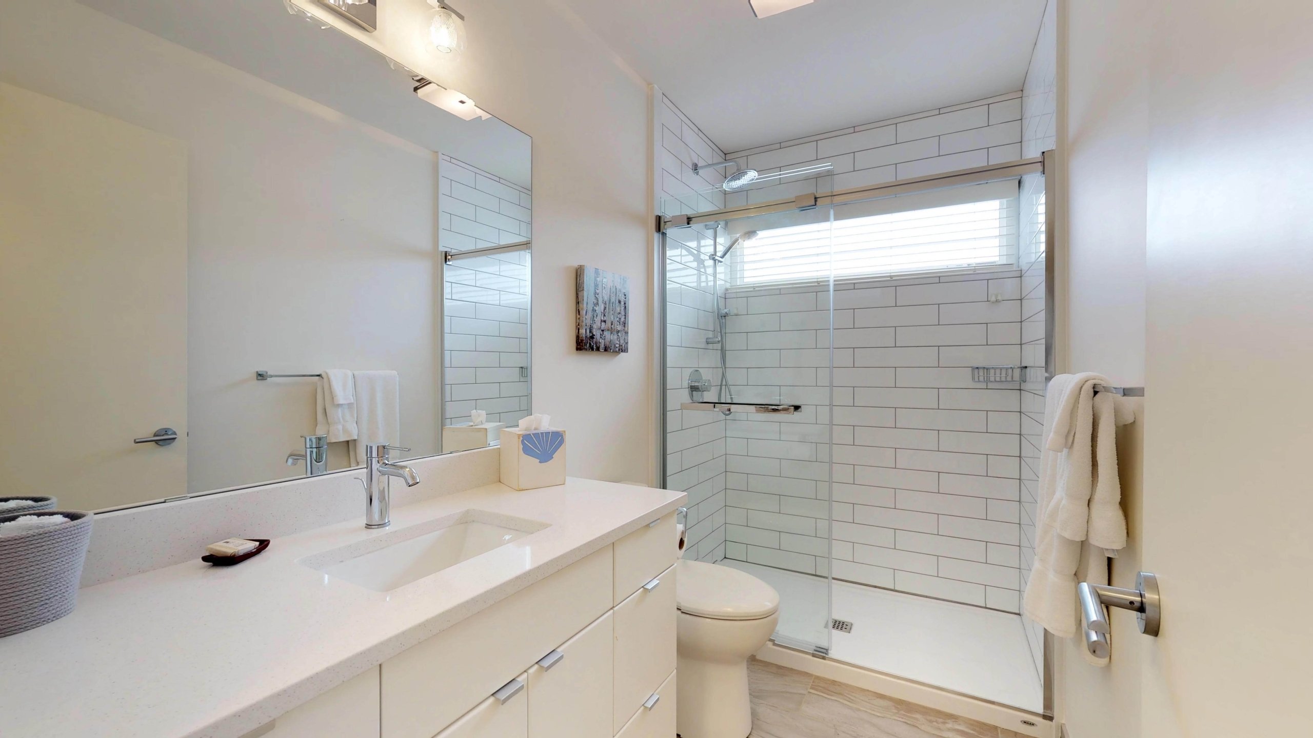 Whitepoint Executive King Interior