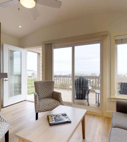 Whitepoint Executive King Interior