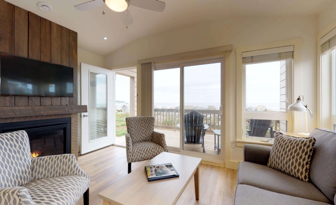 Whitepoint Executive King Interior