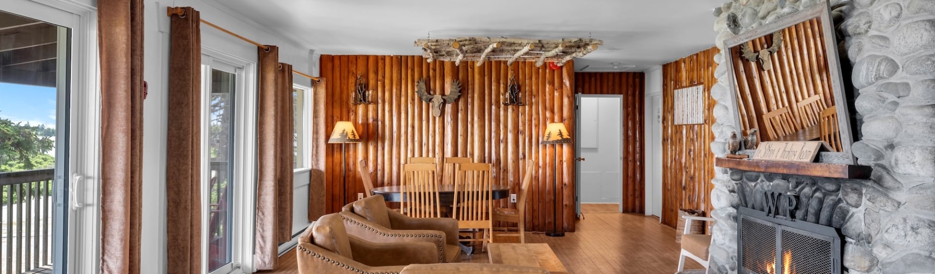oceanfront lodge living room at White Point Beach Resort