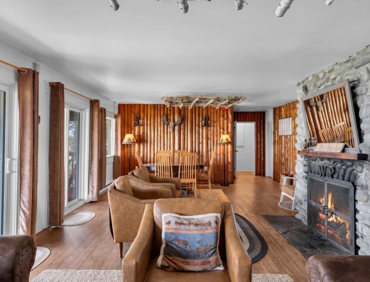 oceanfront lodge living room at White Point Beach Resort