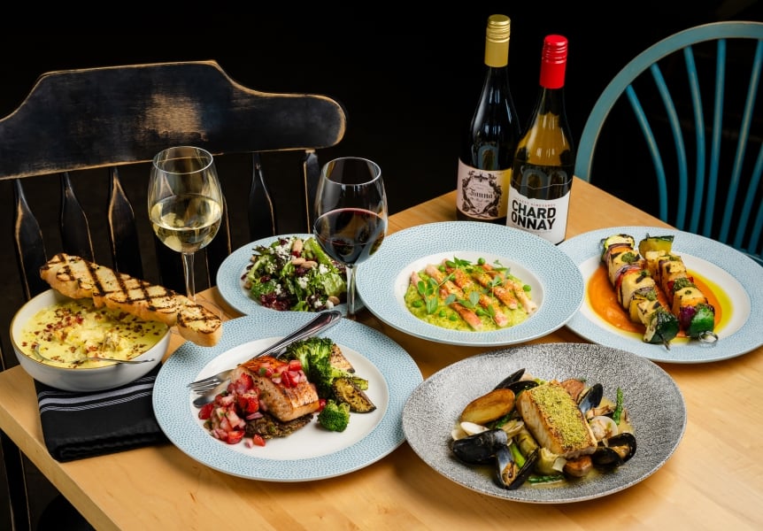 Food & Beverage at White Point